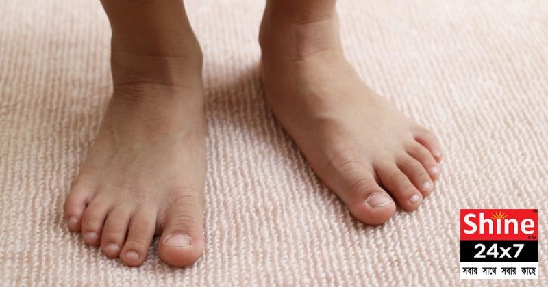 প্রতারক