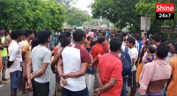 শিরোনামে